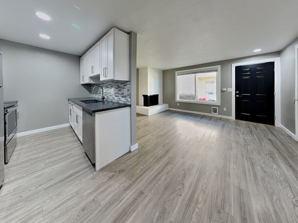 1105 S Woodlawn St APT 1