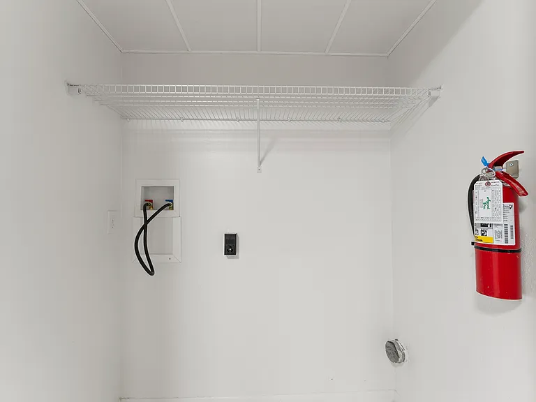 Briarwood Apartments — Photo 14