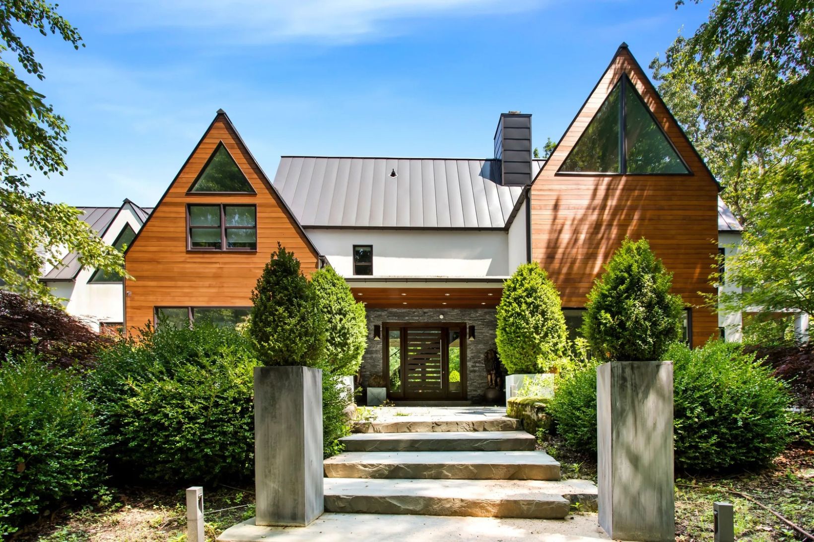 6 Terry Rd, East Hampton, NY 11937 | Out East