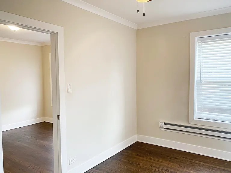4218 N Clark St #2 — Photo 7