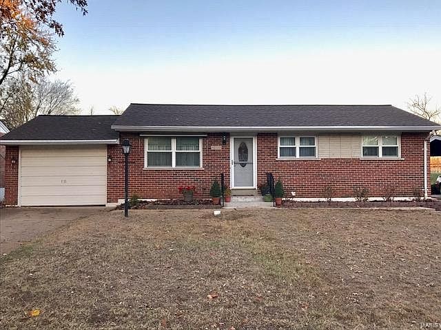 1st image of 4205 Malus Dr