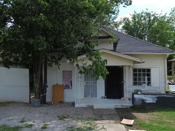 3417 Pondrom St, Dallas, TX 75215
