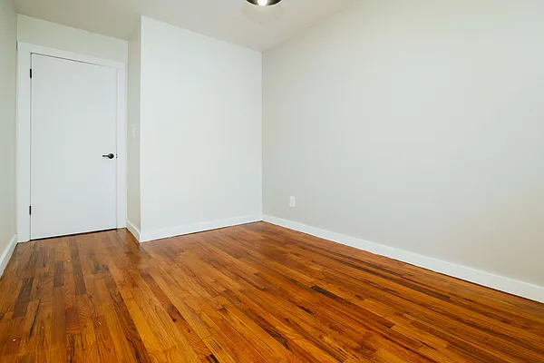 Rented by Nooklyn NYC LLC | media 8