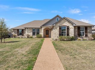 212 Fox Run Ln, Waco, TX 76706