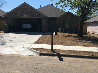 1710 S K St, Rogers, AR 72756