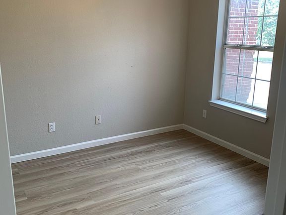 5th image of 5705 Brookneal Ct