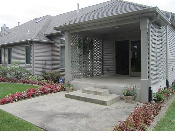 3rd image of 1604 Cobblestone Blvd