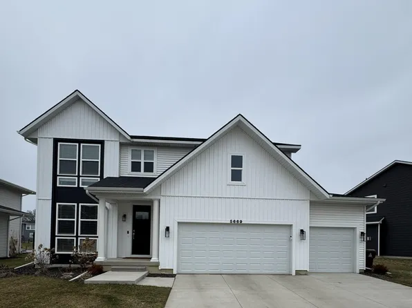 5669 Copper Creek Dr, Haslett, MI 48840