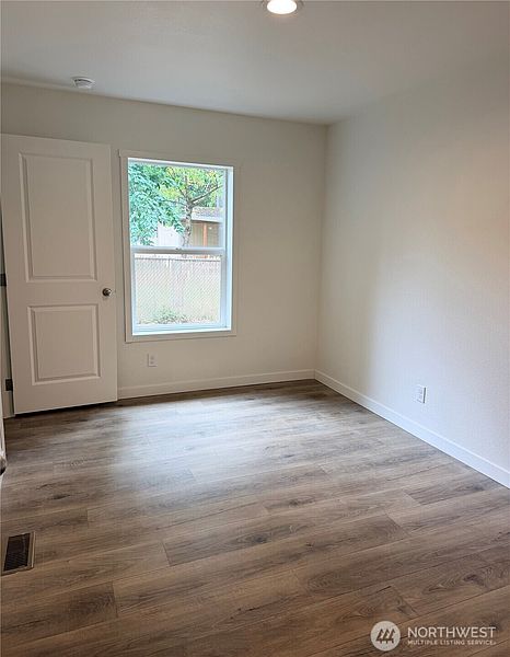 5th image of 8597 Golden Valley Drive