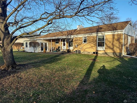 3rd image of 7501 Mintwood St