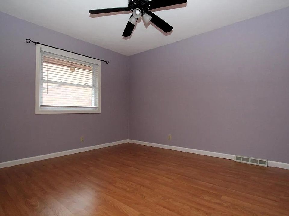 1st image of 2250 N 117th St