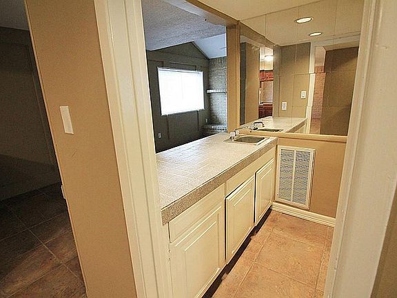 4th image of 17831 S Cypress Villas Dr