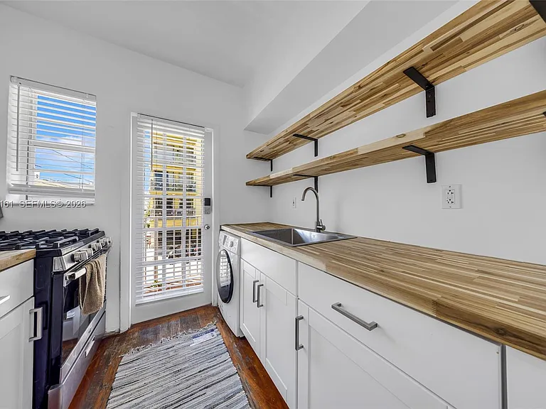 901 Meridian Ave #207 — Photo 14