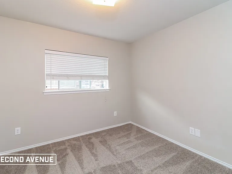 8660 Boswell Meadows Dr — Photo 14