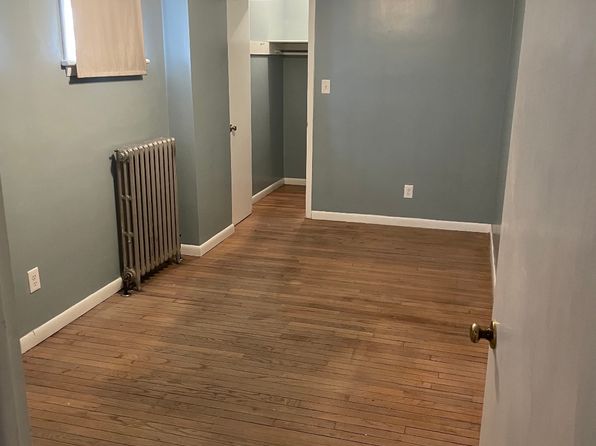 415 E Race St APT 16