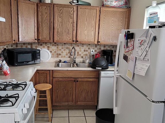 3rd image of 8509 Marquette Ave NE