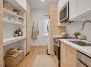 1082 Commonwealth Ave, Boston, MA 02215