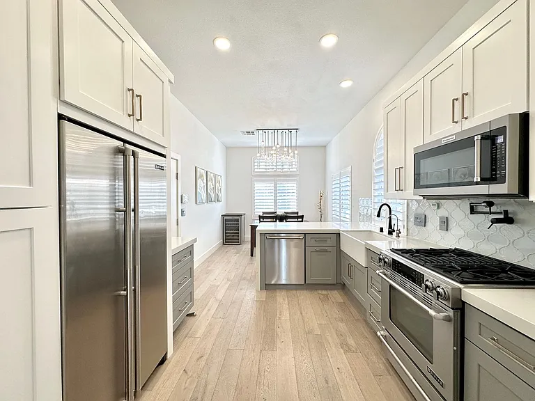 244 Silver Castle St — Photo 10