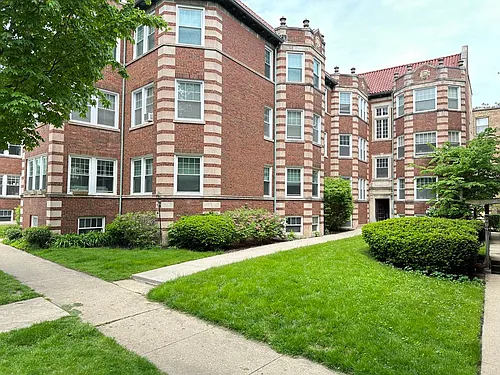 327 N Kedzie Ave #4 Photo 1