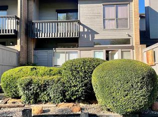 403 NW Chimney Creek Dr, Lawton, OK 73505