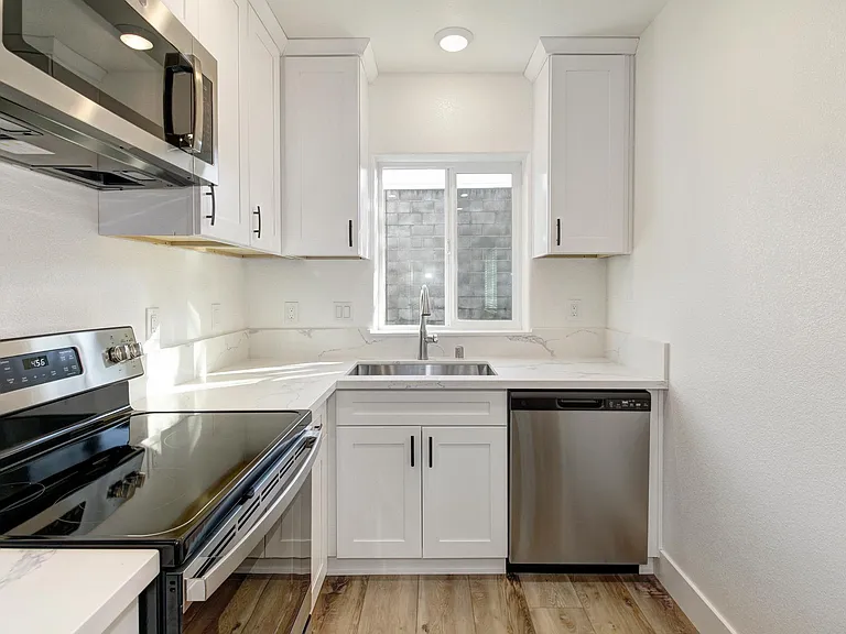 kitchen 3
