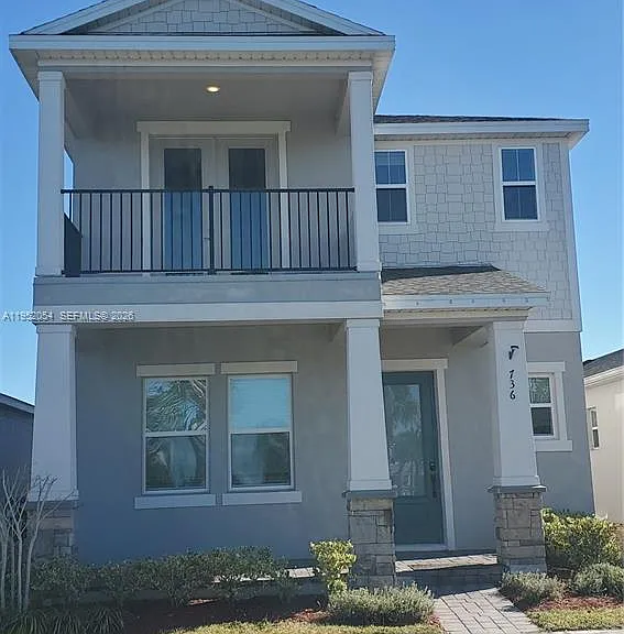 736 Yukon Ln — Photo 2