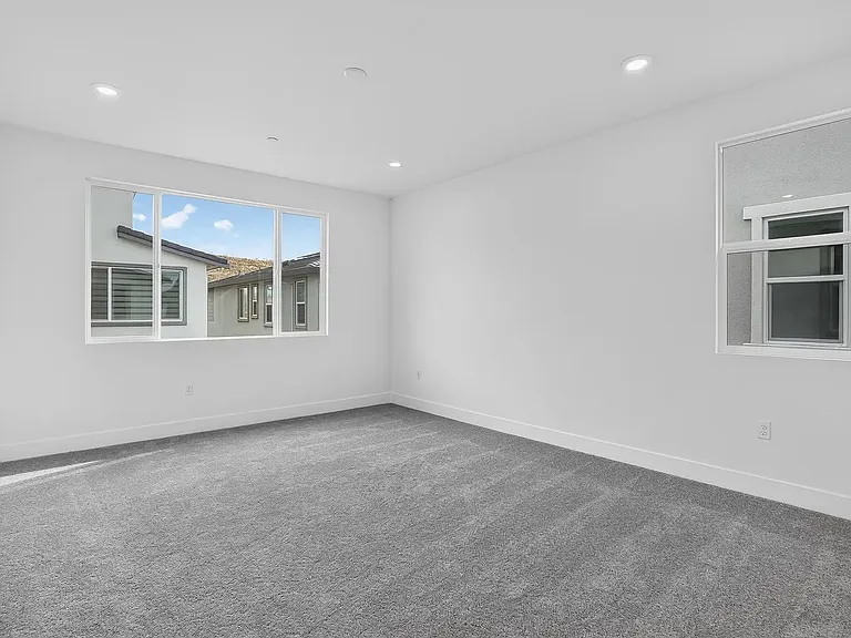 2774 Horseshoe Cir — Photo 8