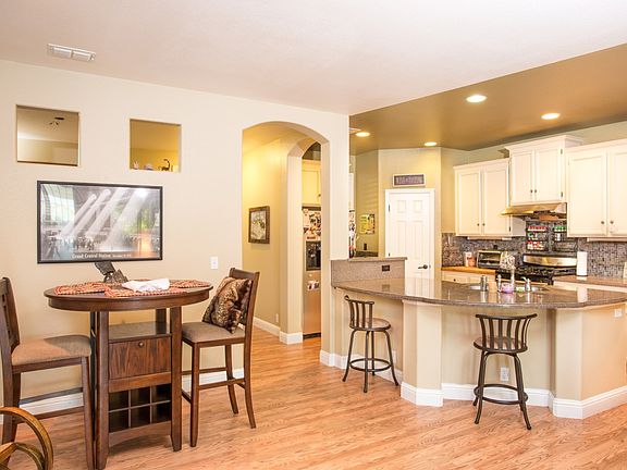 4th image of 5621 Melbury Way