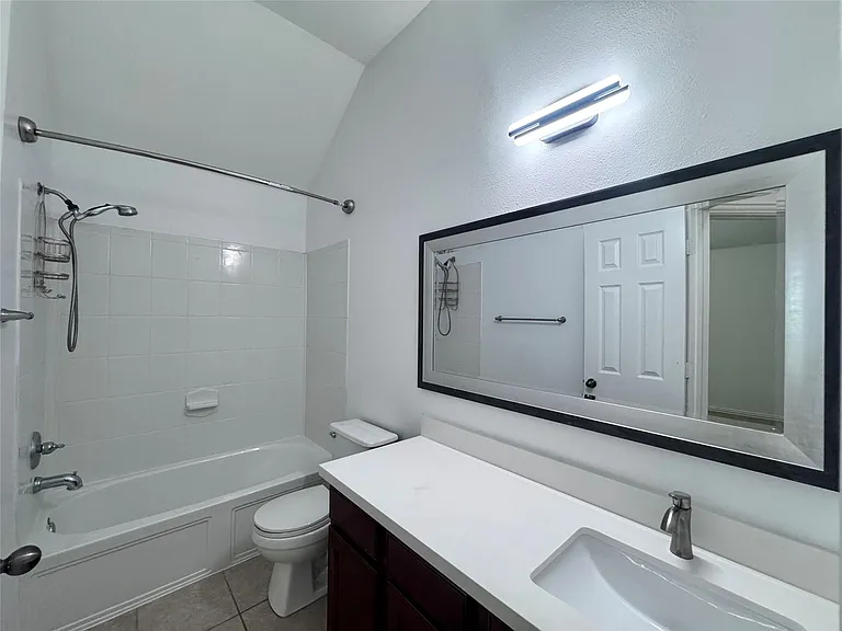 7502 Quiet Trace Ln — Photo 21