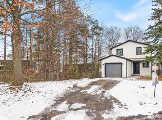 36 Wilson Ct, Barrie, ON L4N 5K8