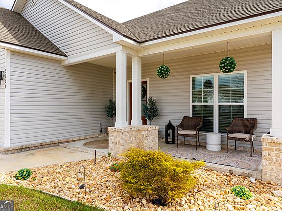 3rd image of 3908 Bull Run