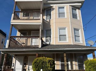 142 Cowles St, Bridgeport, CT 06607
