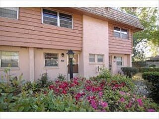 5th image of 2543 Country Club Dr