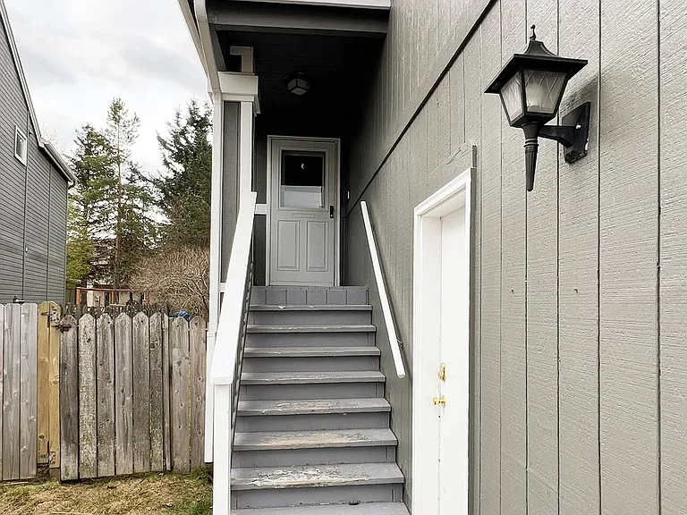 3664 Mirage Cir — Photo 2