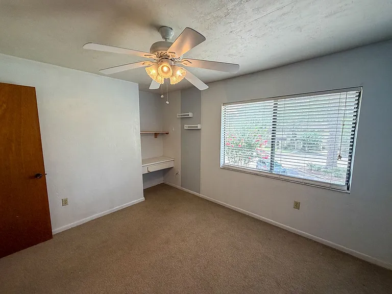 2735 SW 35th Pl #201 — Photo 14