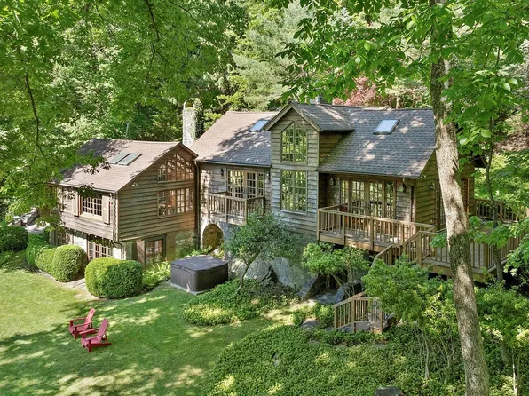 678 Golf Ridge Road, Carmel, NY 10512