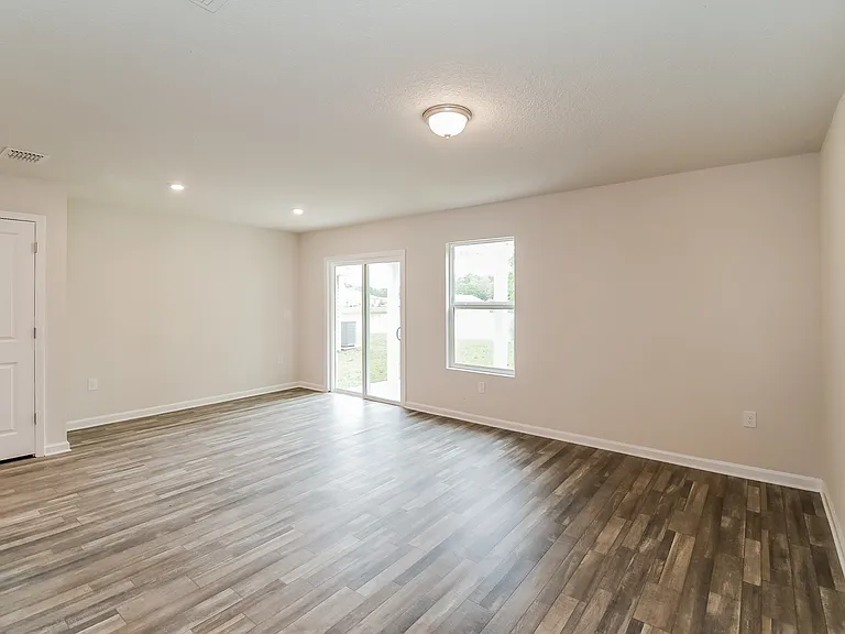 45335 Red Brick Dr — Photo 2