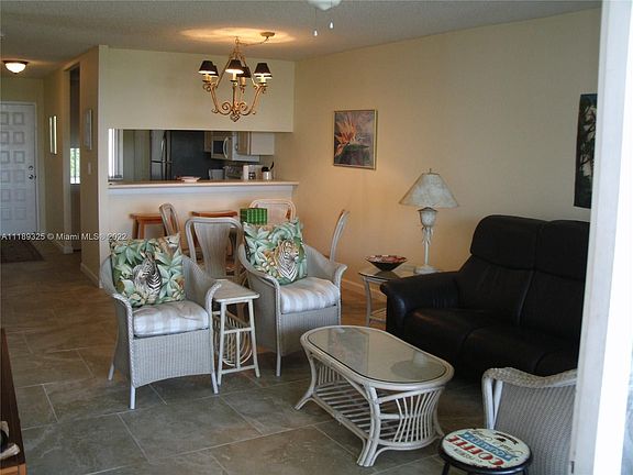 5th image of 353 S Us Highway 1 APT D302
