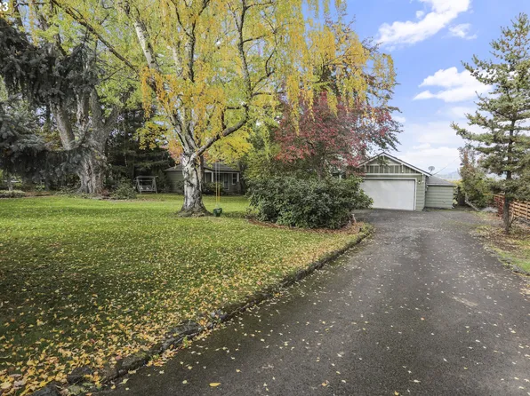 1720 Sherman Ave, Hood River, OR 97031