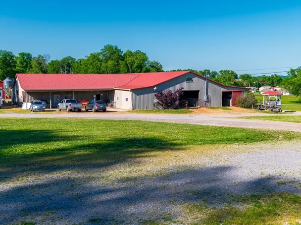 115 Holt Ave, Shelbyville, TN 37160