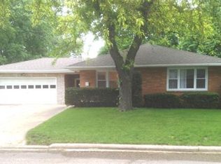 2407 11th St, Peru, IL 61354