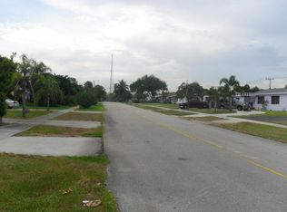 730 W Ilex Dr, Lake Park, FL 33403