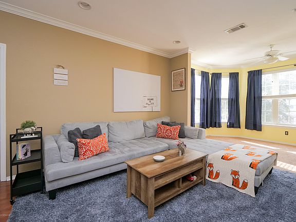 2nd image of 13810 SUTTON PARK Drive N #122