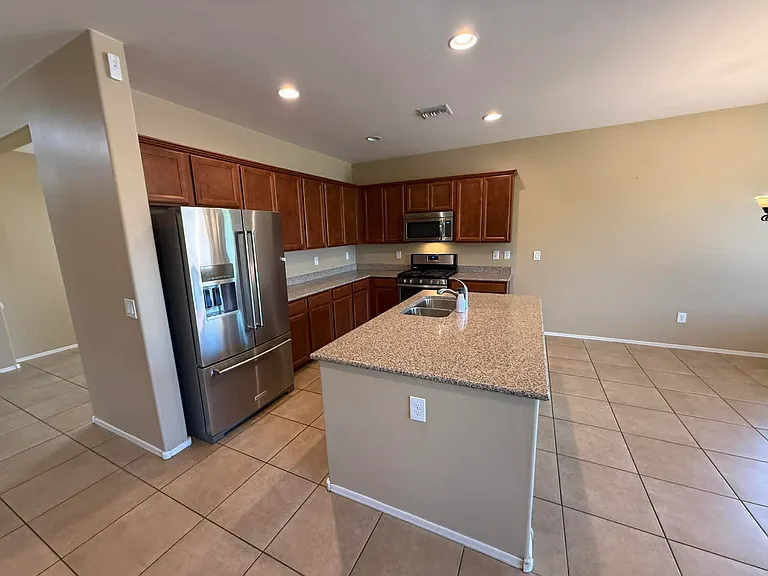 1147 E Empire Canyon Ln — Photo 25