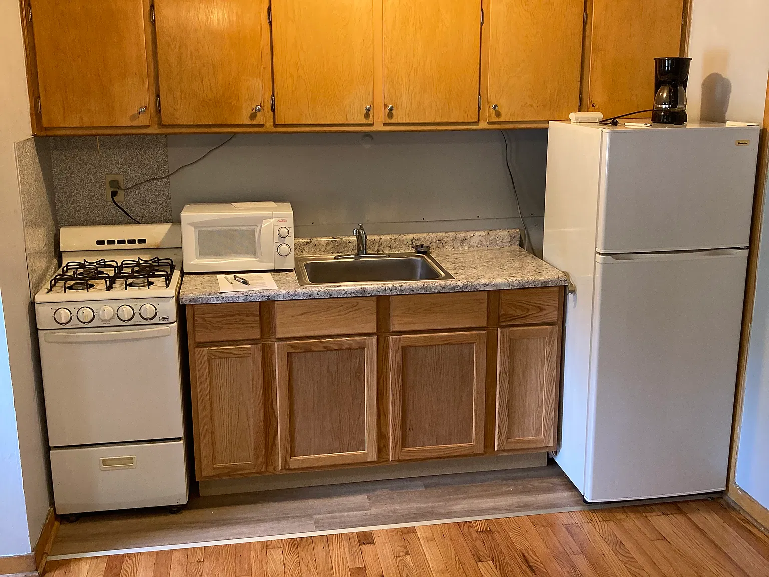 1 bed, 425 sqft, $600 — Photo 2