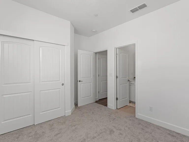 6169 Oberlander Dr — Photo 9
