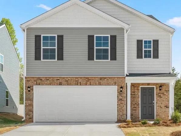 124 Beechwood Cir, Thomasville, NC 27360