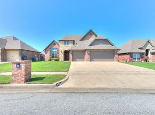 7509 E 83rd Pl N, Owasso, OK 74055