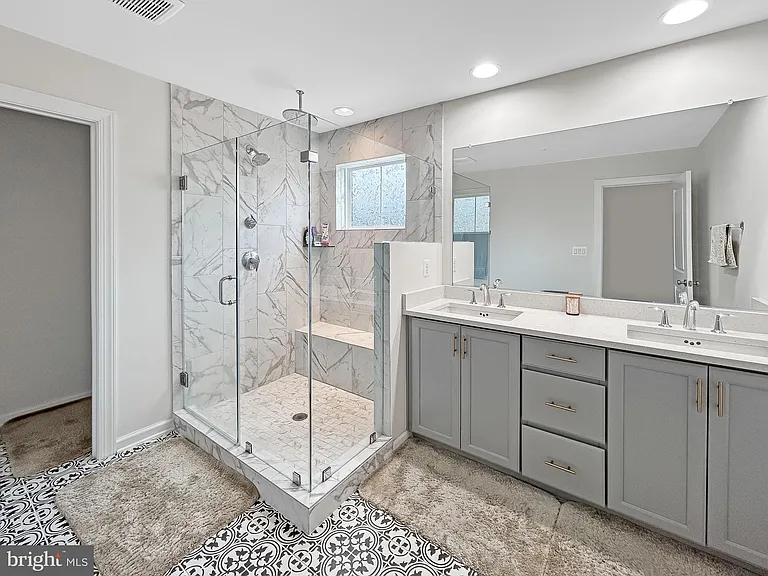 221 Red Oak Ridge Pl — Photo 10