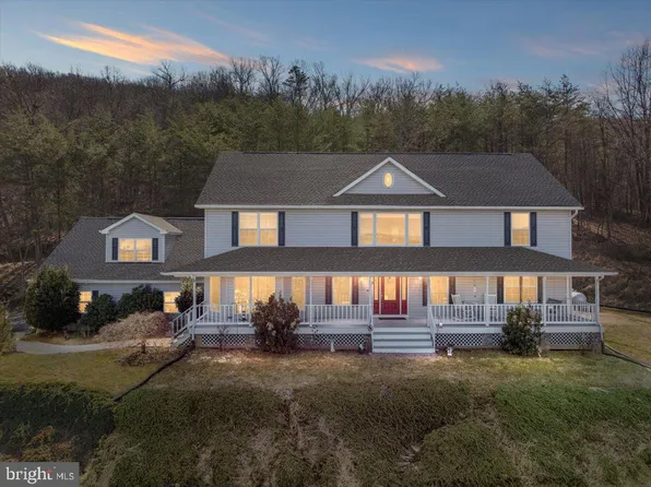 209 Park Ridge Ct, Front Royal, VA 22630